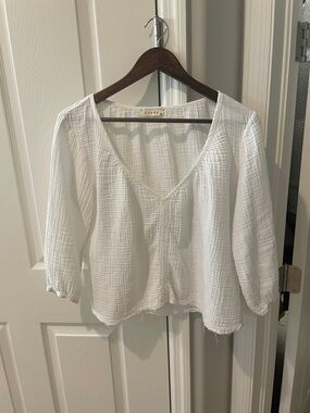 STARK White Gauze V-Neck Blouse